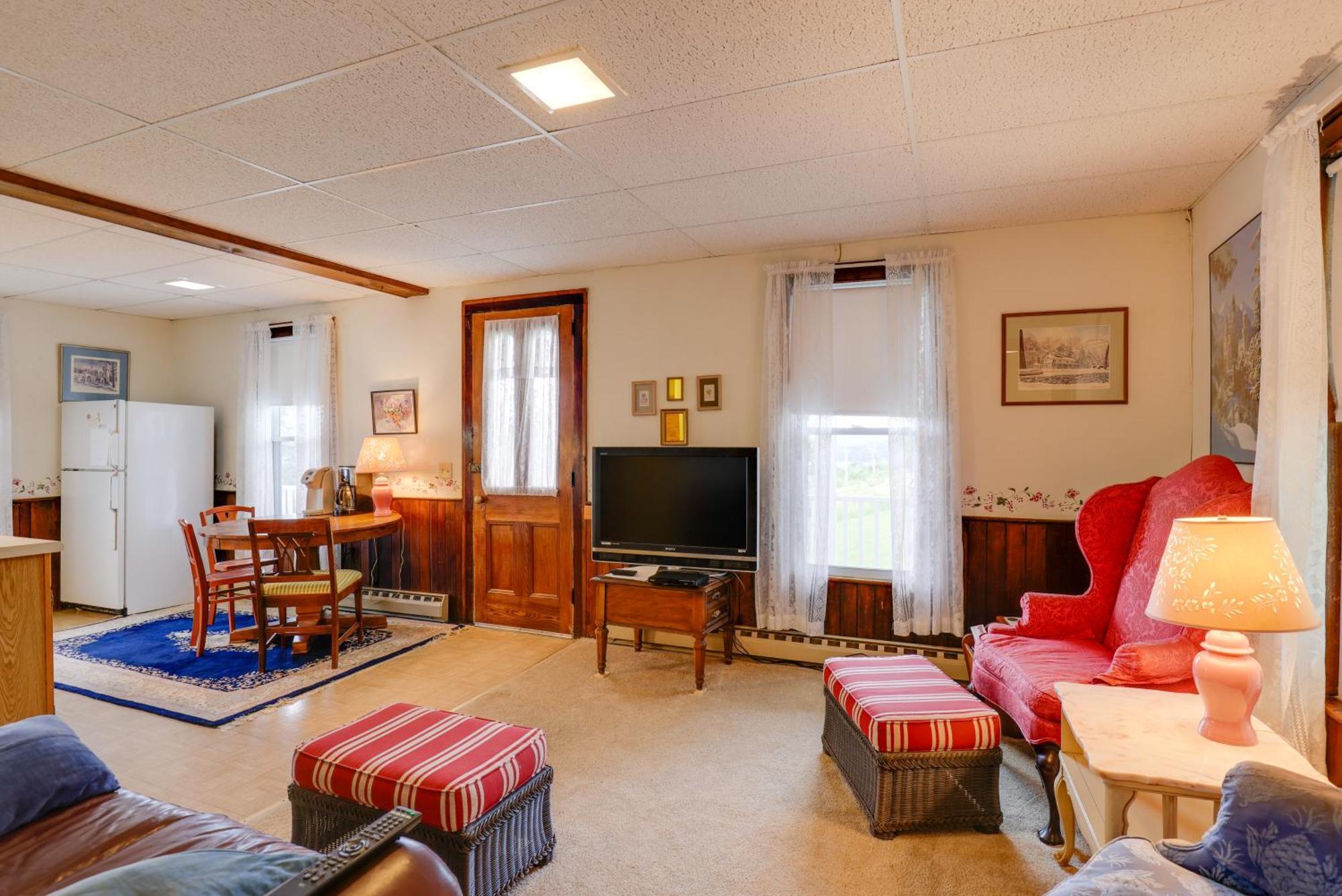 Lawrenceville Apartment With Deck Near Gaming Lands! Bagian luar foto